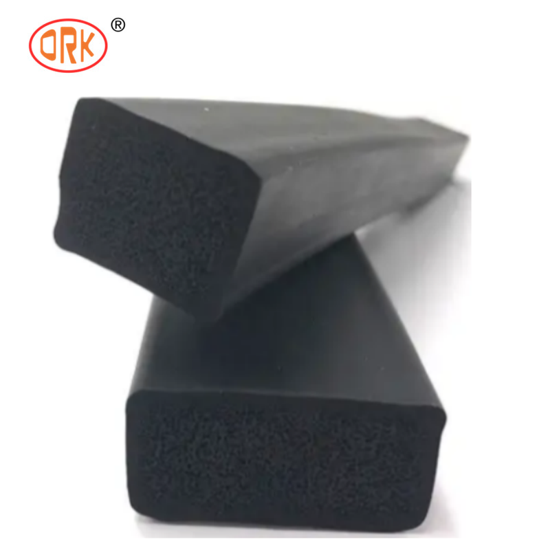 Custom EPDM Extruded Rubber Strip, UV & Aging Resistant, Multiple Elastomer Materials Available, for Automotive and Machinery Seals